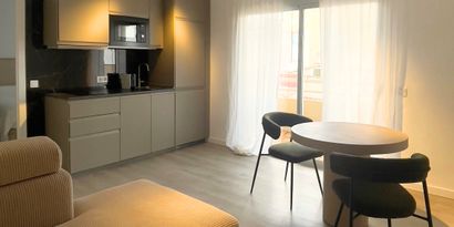 Real Estates picture 0 Ref. R27790