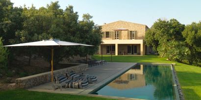 Real Estates picture 2 Ref. R28332