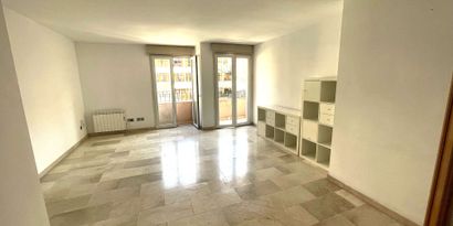 Недвижимость picture 0 Ref R28304