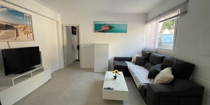 Real Estates picture 0 Ref. R27574