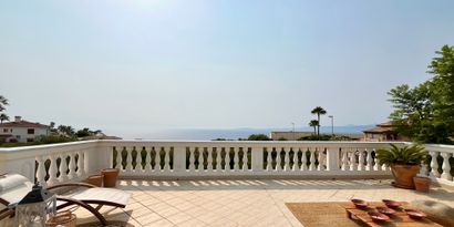 Real Estates picture 3 Ref. R28255