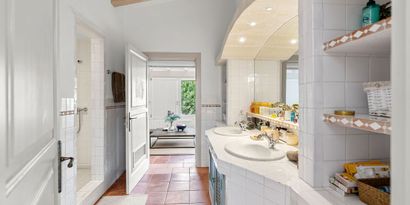 Inmobiliaria picture 16 Ref. Nº. 82342