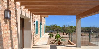 Real Estates picture 5 Ref. R25171