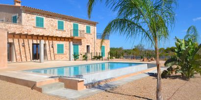 Real Estates picture 2 Ref. R25171