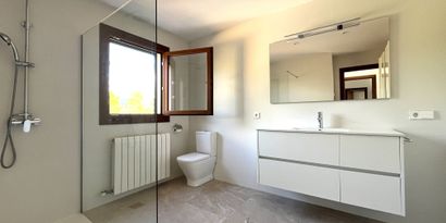 Недвижимость picture 7 Ref R9470