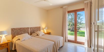 Real Estates picture 15 Ref. R28354