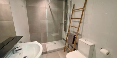 Недвижимость picture 8 Ref R28375