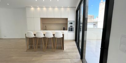 Real Estates picture 2 Ref. R28382