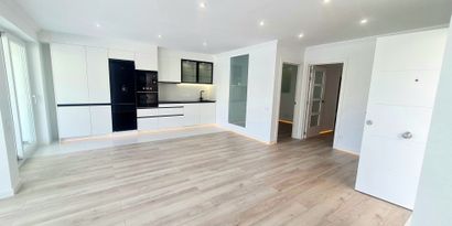 Real Estates picture 4 Ref. 82402