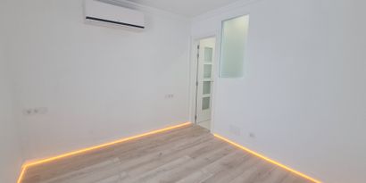 Real Estates picture 9 Ref. 82402