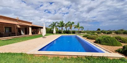 Inmobiliaria picture 1 Ref. Nº. R28403