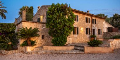 Real Estates picture 2 Ref. 81979