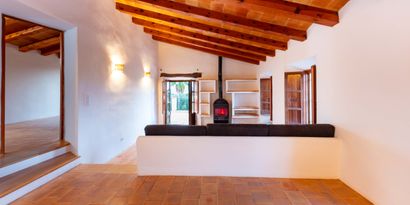 Real Estates picture 13 Ref. 81979