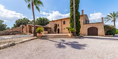 Real Estates picture 6 Ref. 81979