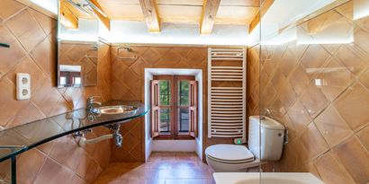 Real Estates picture 23 Ref. 81979