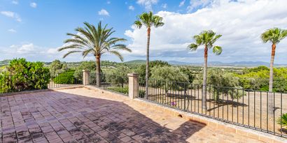 Real Estates picture 16 Ref. 81979