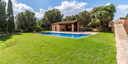 Real Estates picture 8 Ref. 81979