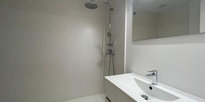 Inmobiliaria picture 11 Ref. Nº. 82385