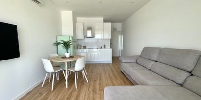 Real Estates picture 4 Ref. 82340