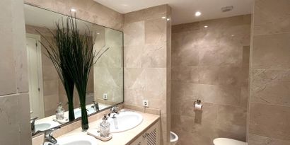 Inmobiliaria picture 10 Ref. Nº. R28377