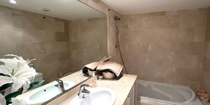 Inmobiliaria picture 14 Ref. Nº. R28377