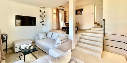 Inmobiliaria picture 3 Ref. Nº. 76024