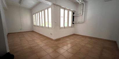 Real Estates picture 12 Ref. R28446