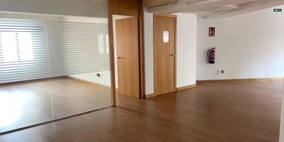 Real Estates picture 3 Ref. R28446