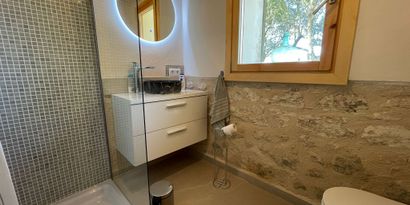 Real Estates picture 12 Ref. R27938