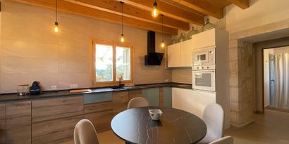 Real Estates picture 8 Ref. R27938