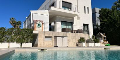 Inmobiliaria picture 0 Ref. Nº. R28473