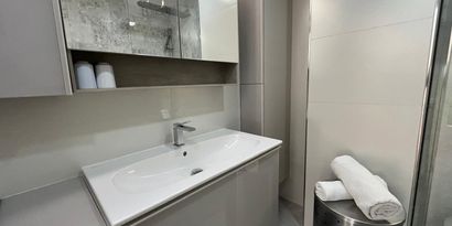 Inmobiliaria picture 30 Ref. Nº. R28452