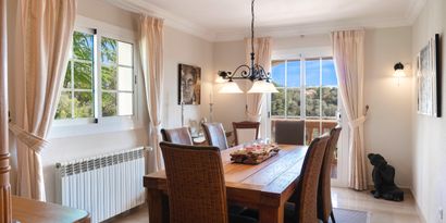 Inmobiliaria picture 5 Ref. Nº. 82447