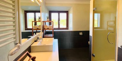 Real Estates picture 11 Ref. R27594