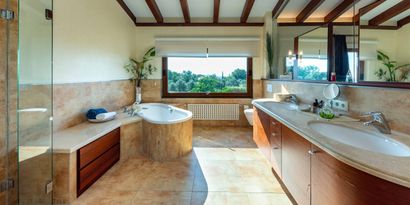 Inmobiliaria picture 22 Ref. Nº. 82493
