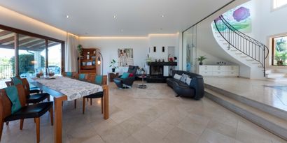 Inmobiliaria picture 12 Ref. Nº. 82493