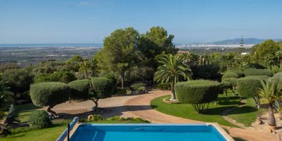 Inmobiliaria picture 1 Ref. Nº. 82493