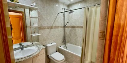 Inmobiliaria picture 9 Ref. Nº. R28537