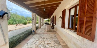 Real Estates picture 3 Ref. R28542