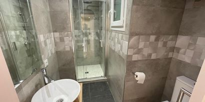 Real Estates picture 7 Ref. R28560