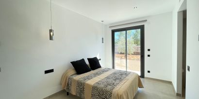 Real Estates picture 18 Ref. R28527