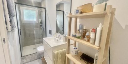 Inmobiliaria picture 9 Ref. Nº. R28565