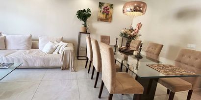 Real Estates picture 2 Ref. 82589