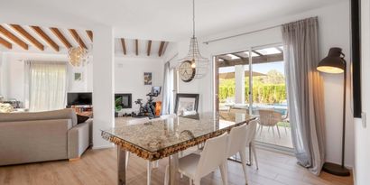Inmobiliaria picture 4 Ref. Nº. 82567
