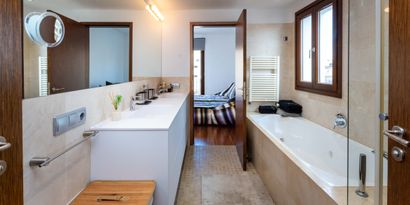 Inmobiliaria picture 14 Ref. Nº. 82404