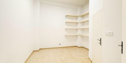 Real Estates picture 3 Ref. 82616