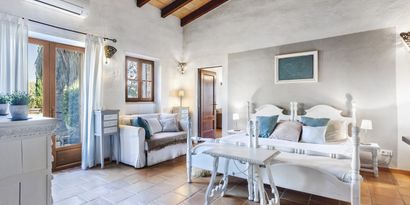 Inmobiliaria picture 15 Ref. Nº. R28583