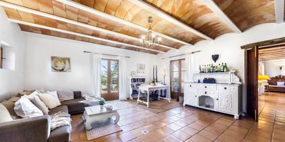 Inmobiliaria picture 9 Ref. Nº. R28583