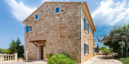 Inmobiliaria picture 1 Ref. Nº. 82363