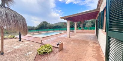 Real Estates picture 2 Ref. R28549